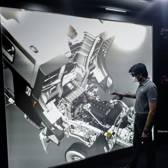 Daimler_Trucks_India_02_1.jpg