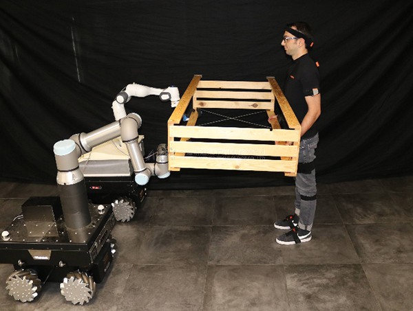 虚拟现实|虚拟仿真|三维虚拟技术|可视化工程|虚拟仿真交互|航空航天|汽车仿真|轮船仿真|列车仿真|多媒体应用|轨道交通|船舶制造|能源矿业|电力仿真|游戏开发|虚拟漫游|建筑设计|石油钻井|核能开放|互动营销|展览展示|爱迪斯通