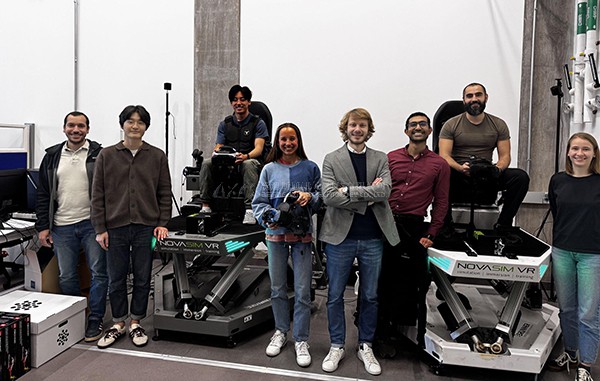 虚拟现实|虚拟仿真|三维虚拟技术|可视化工程|虚拟仿真交互|航空航天|汽车仿真|轮船仿真|列车仿真|多媒体应用|轨道交通|船舶制造|能源矿业|电力仿真|游戏开发|虚拟漫游|建筑设计|石油钻井|核能开放|互动营销|展览展示|爱迪斯通